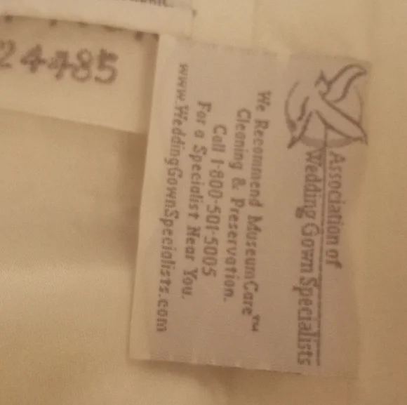 Augusta Jones Wedding Dress - Picture 7 of 7